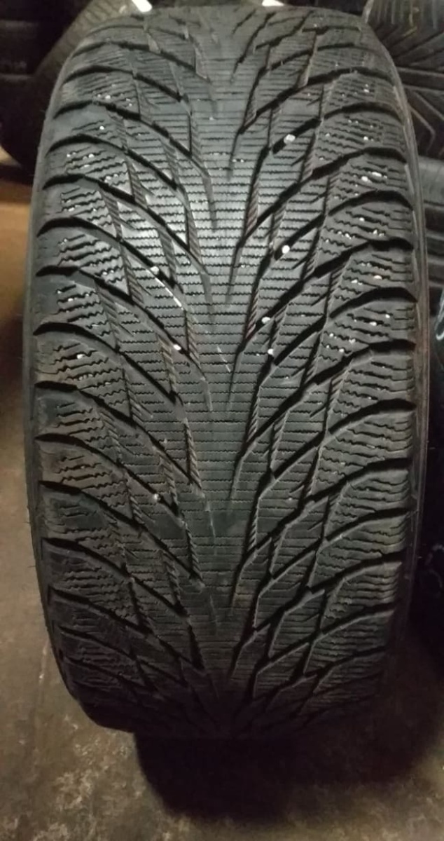 lamellrehv Nokian Hakkapeliitta R2