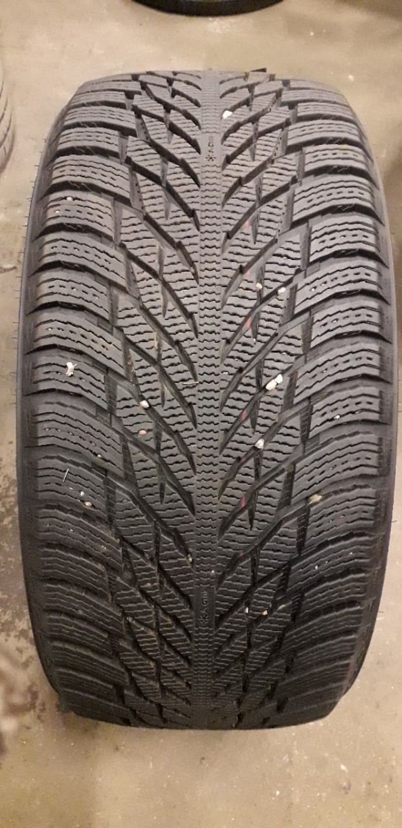 lamellrehv Nokian Hakkapeliitta R3 SUV