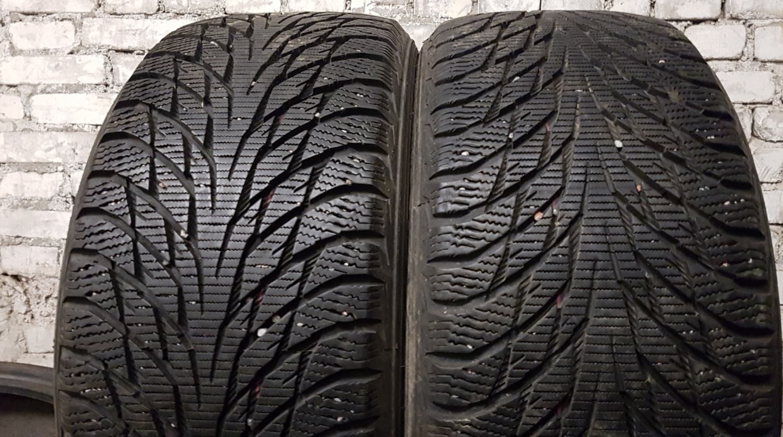 lamellrehv Nokian Hakkapeliitta R2 SUV