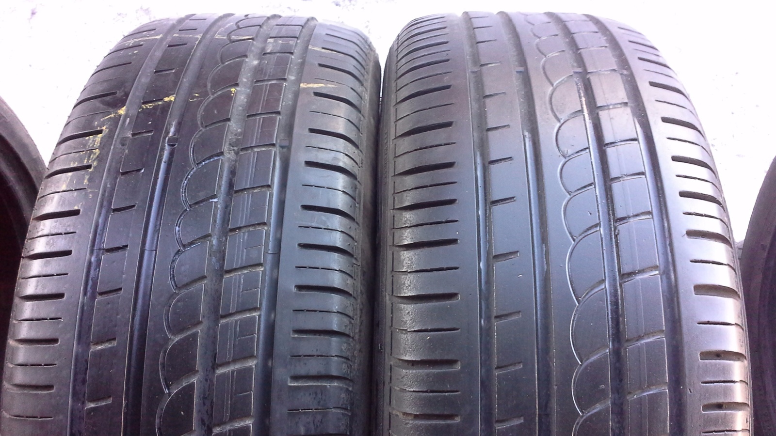 suverehv Pirelli P ZERO ROSSO