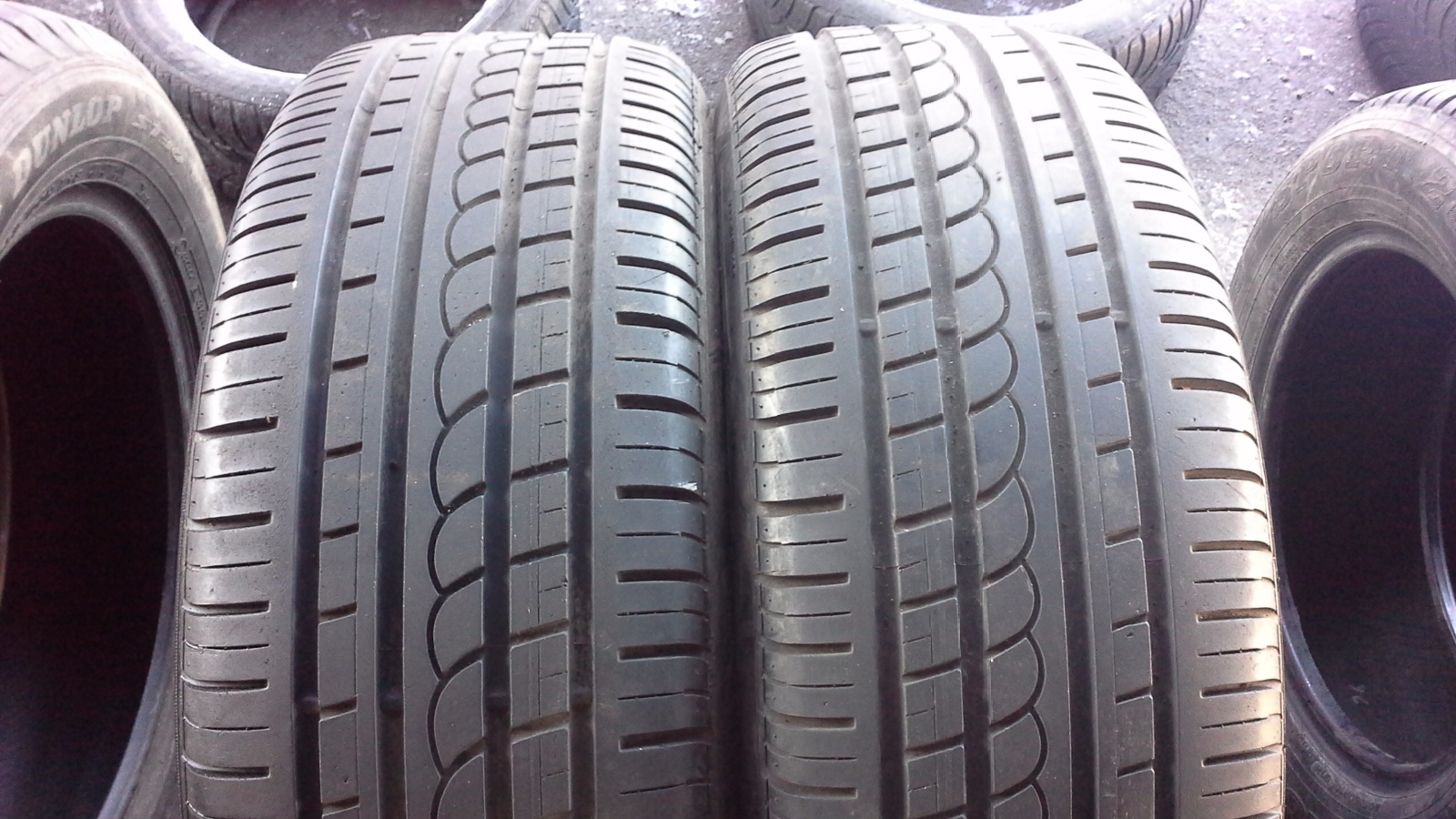 suverehv Pirelli P ZERO ROSSO