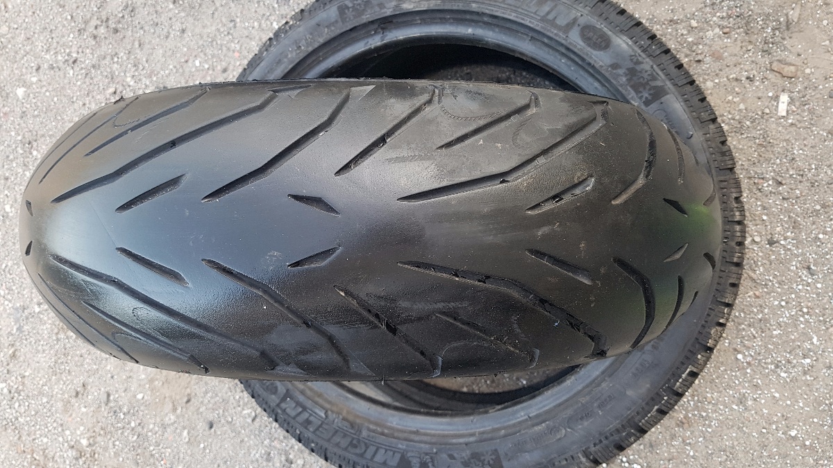 suverehv Pirelli Angel ST