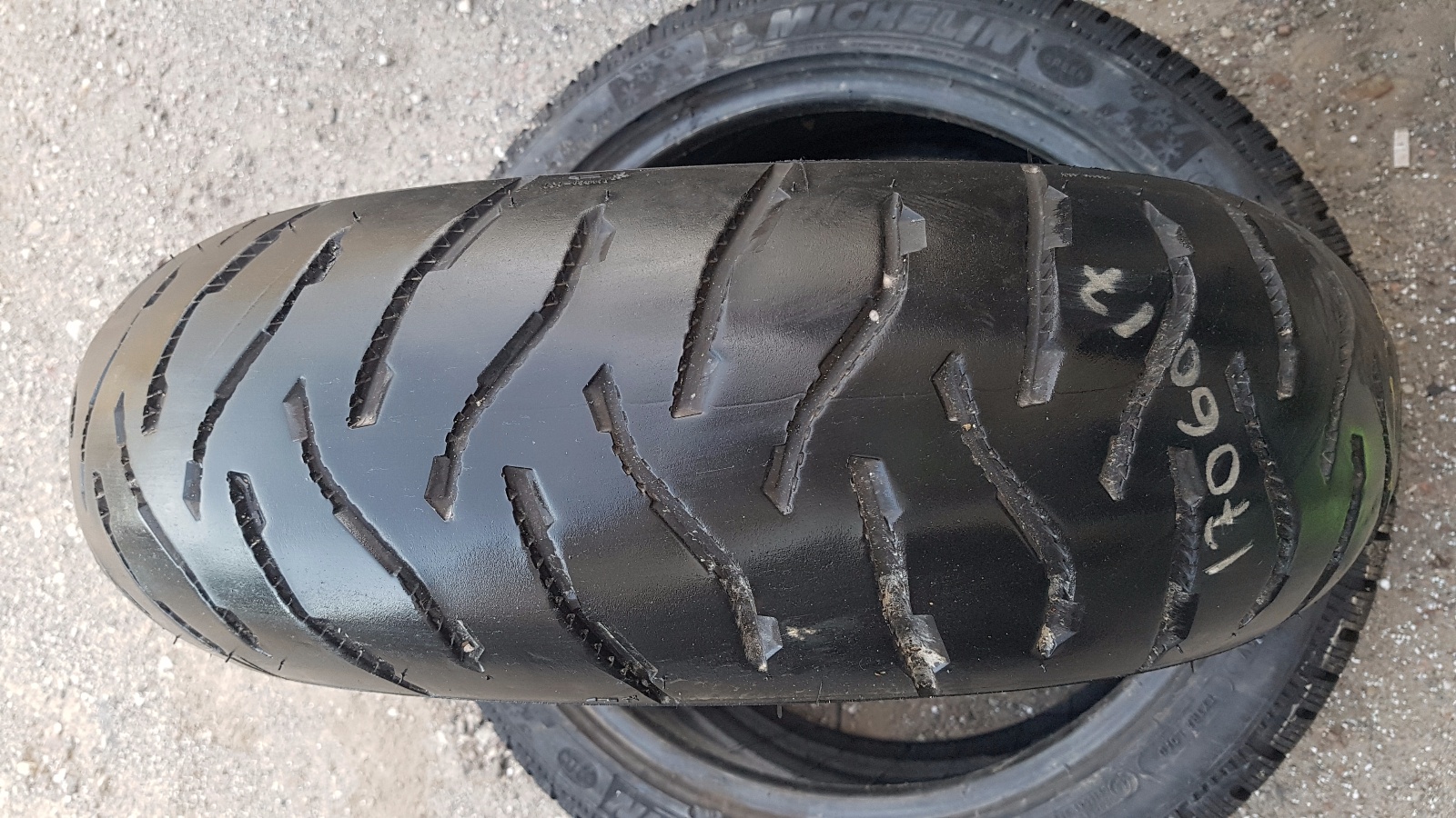 suverehv Michelin Anakee 3