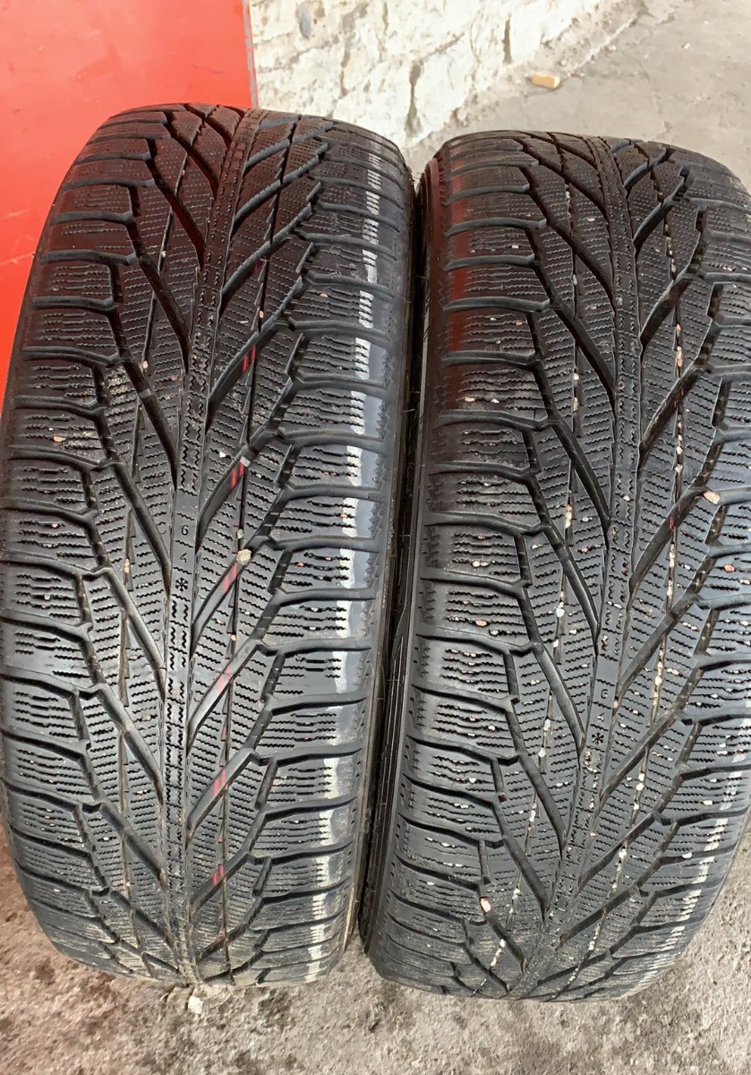lamellrehv Nokian Hakkapeliitta R2
