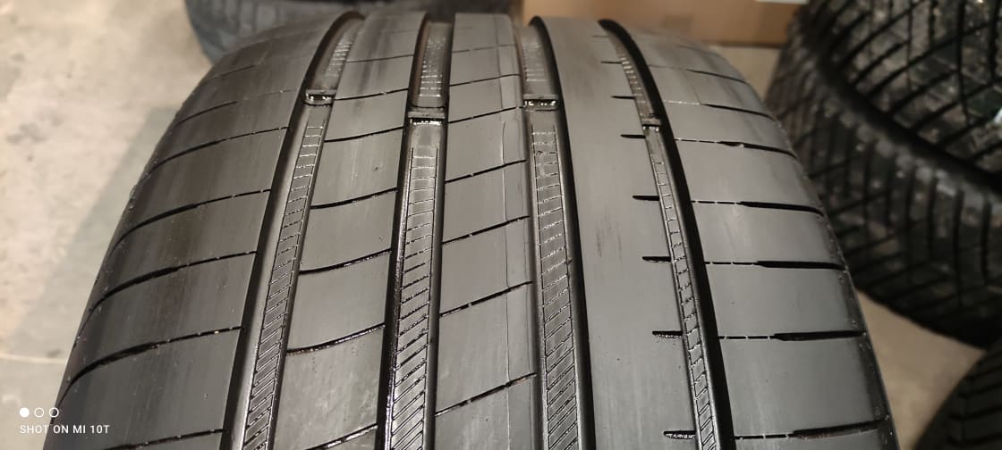 suverehv Goodyear Eagle F1 Asymmetric 3