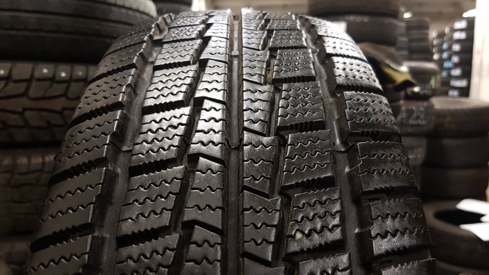 lamellrehv Hankook Winter RW 09