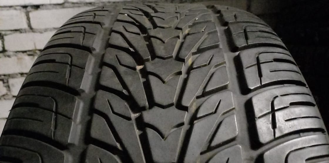 suverehv Roadstone Roadian HP