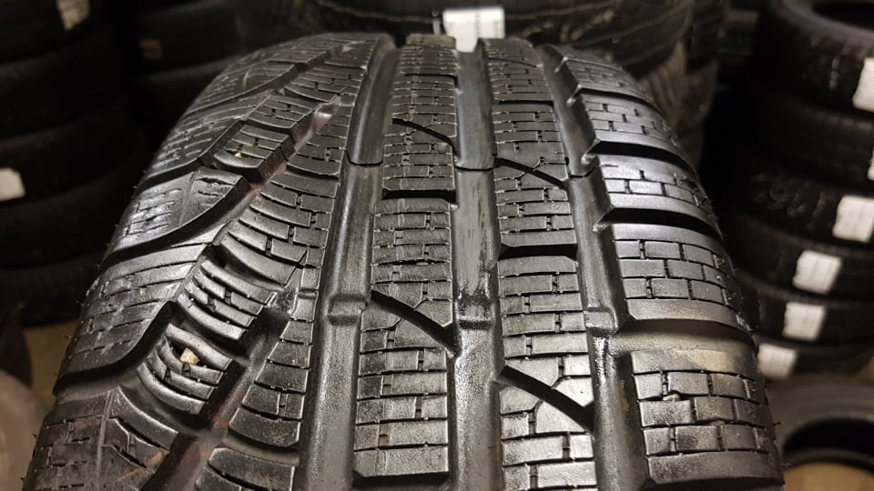 lamellrehv Pirelli Sottozero Winter 240 Serie 2