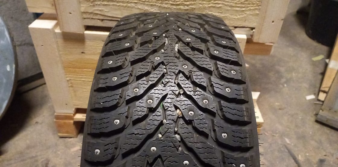 naastrehv Nokian Hakkapeliitta 9