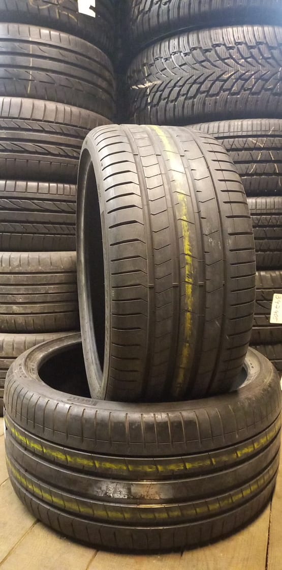 suverehv Pirelli P ZERO PZ4