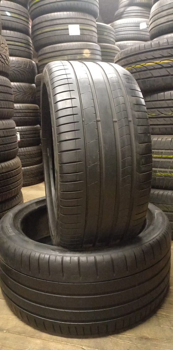 suverehv Pirelli P ZERO PZ4