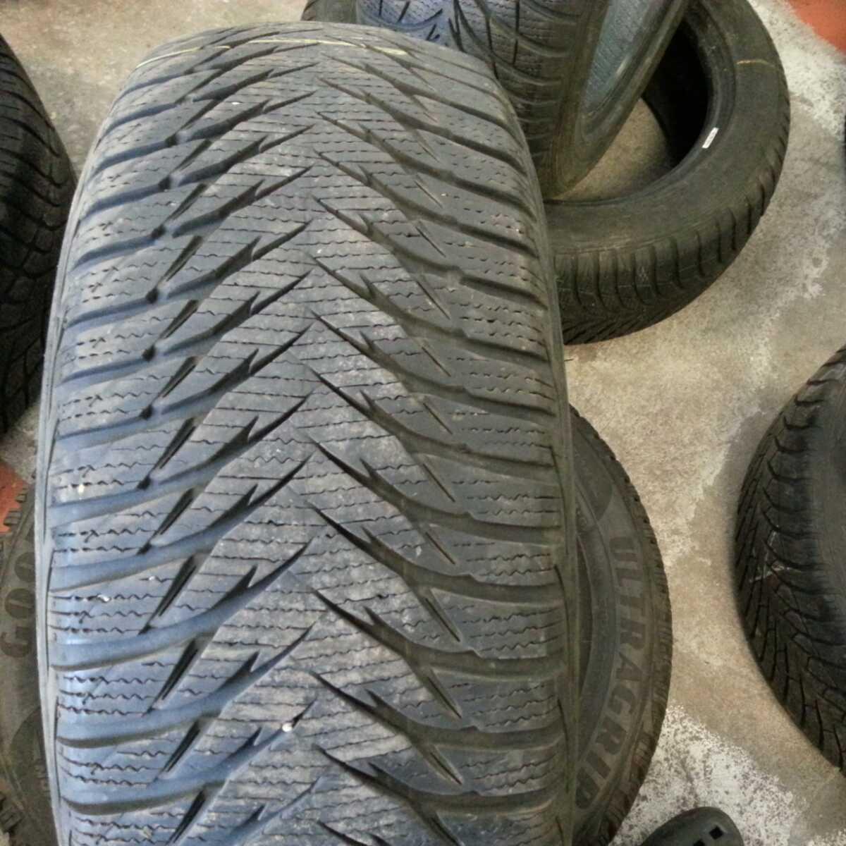 lamellrehv Goodyear Ultra Grip 8