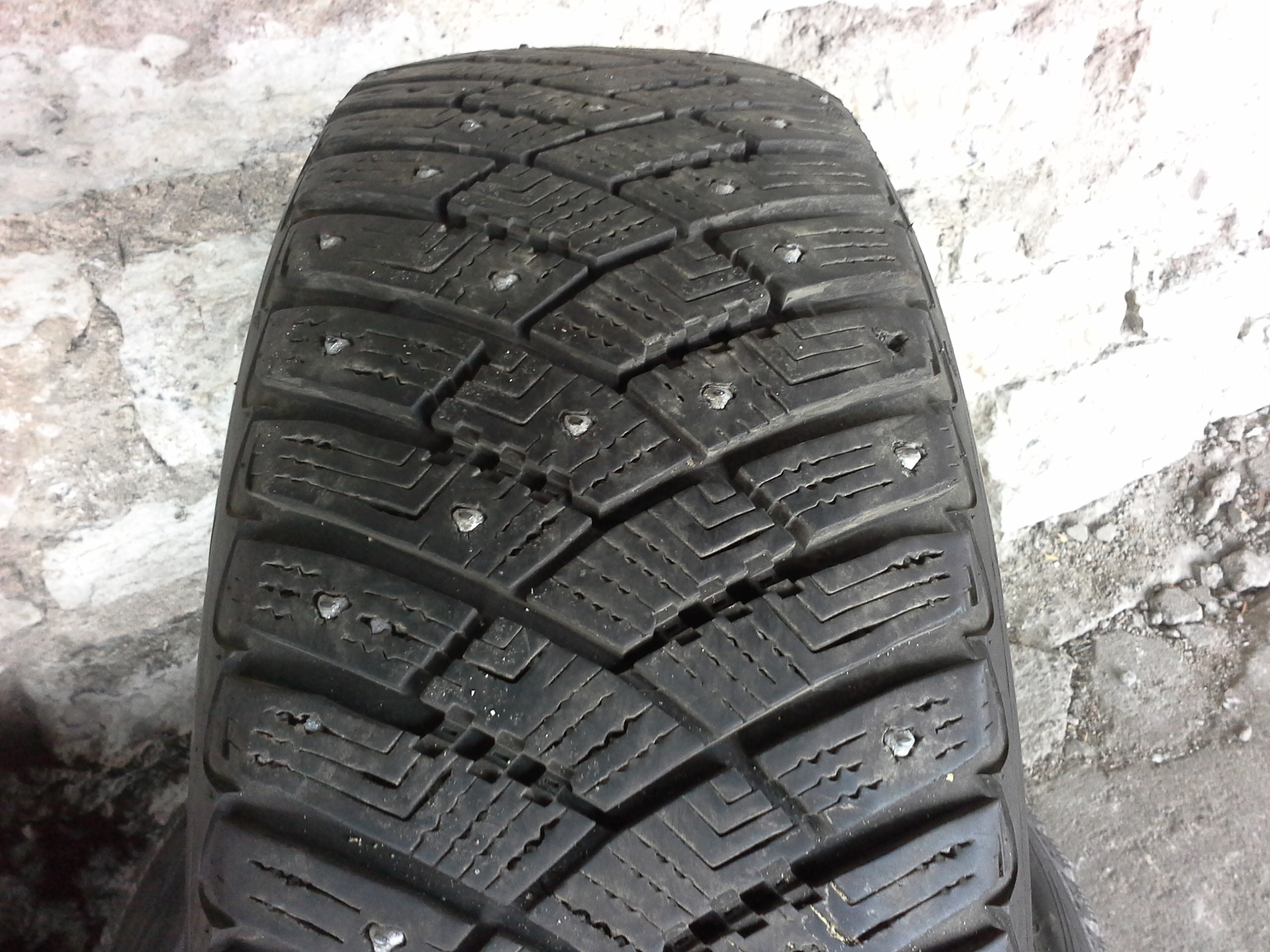 naastrehv Goodyear Ultra Grip Ice Arctic