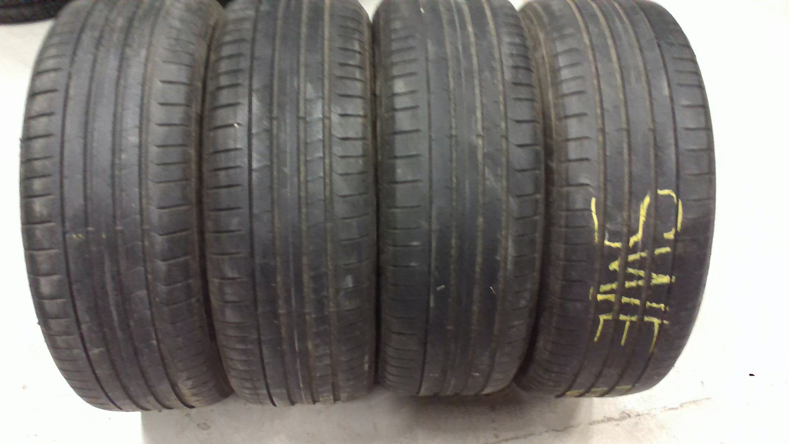suverehv Pirelli P ZERO PZ4