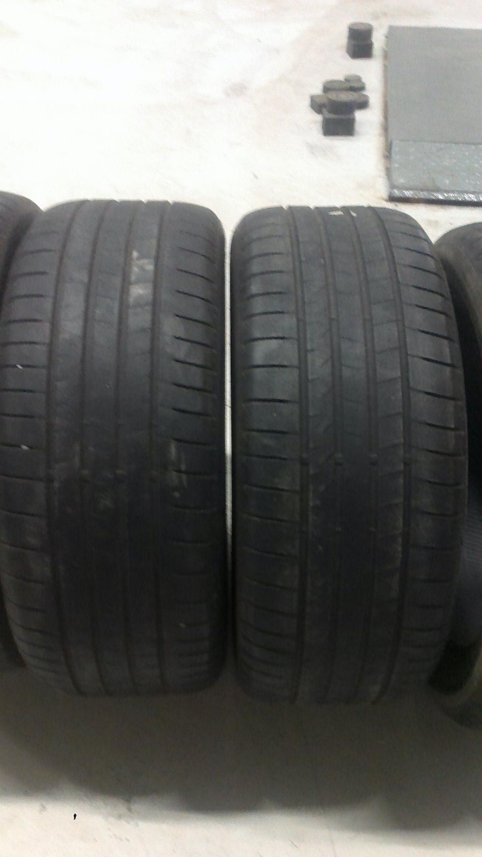 suverehv Bridgestone ALENZA 001