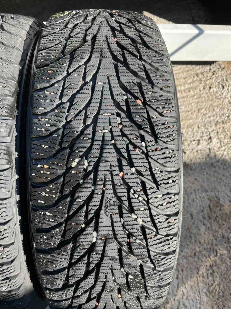 lamellrehv Nokian Hakkapeliitta R2