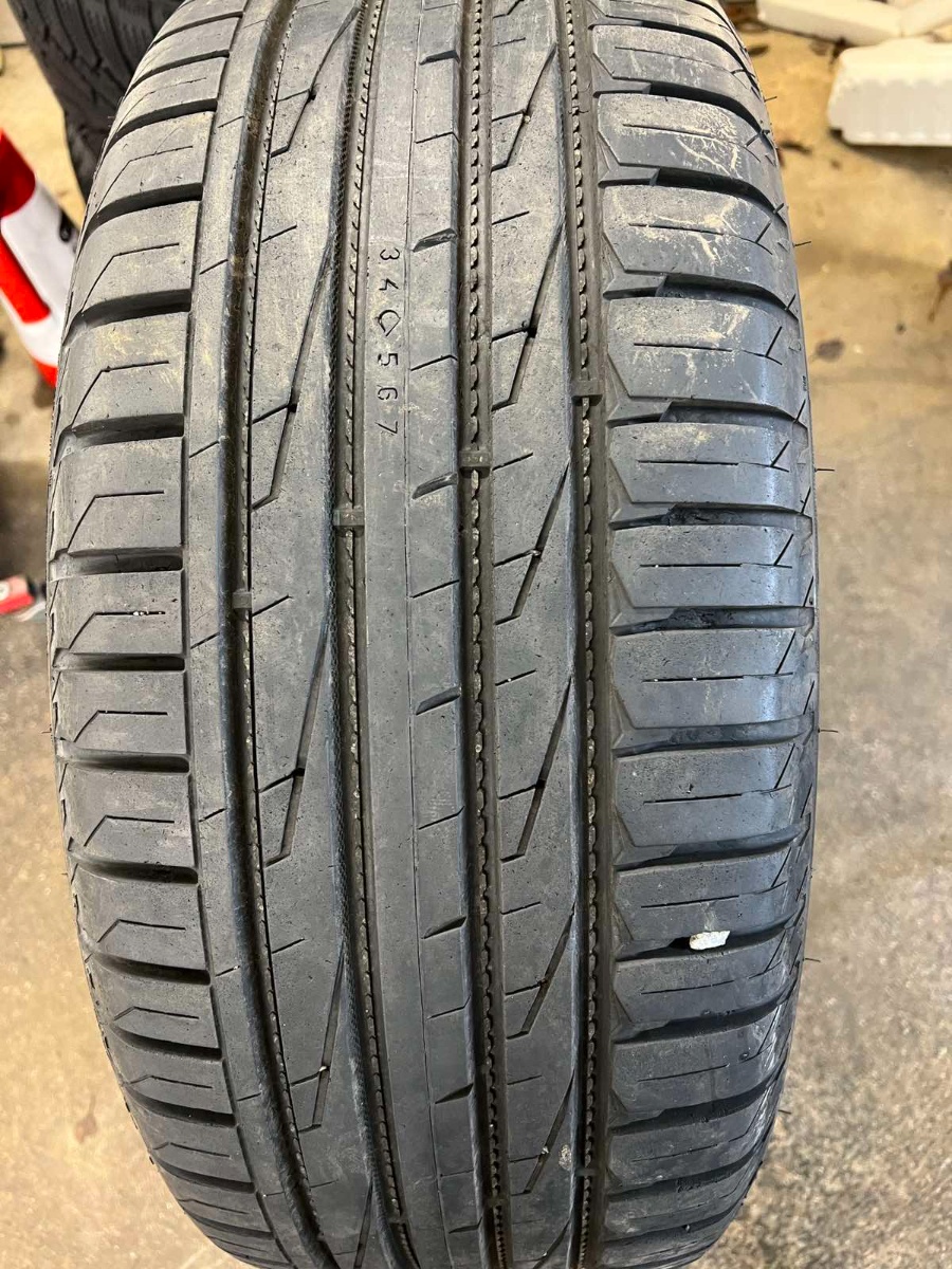 suverehv Nokian Hakka Blue 2