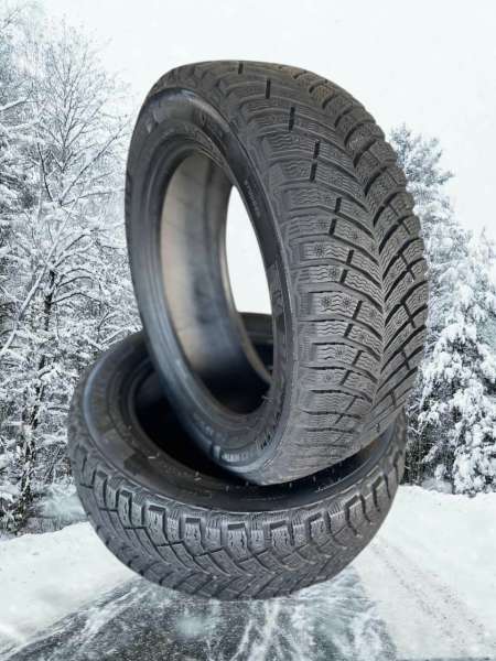 Nastarenkaat Michelin X-ICE North 4 DEMO XIN4