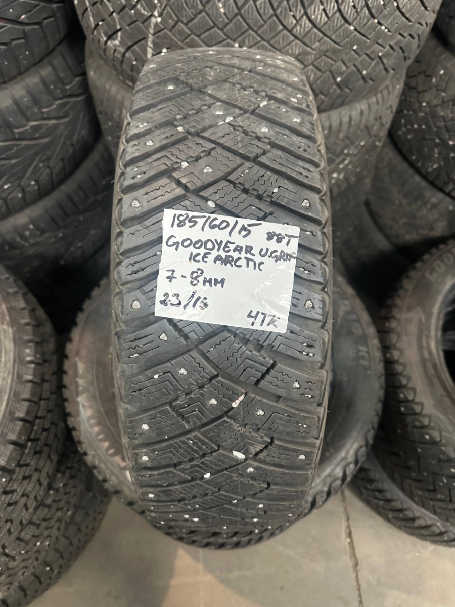 naastrehv Goodyear Ultra Grip Ice Arctic