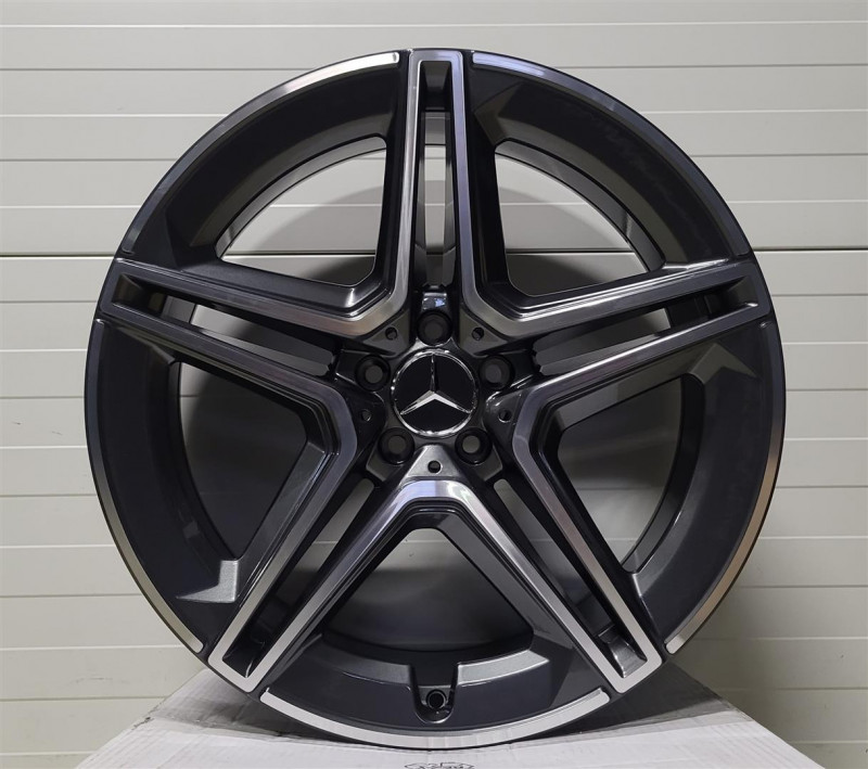 valuveljed AMZ Mercedes