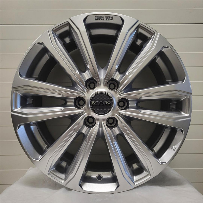 valuveljed MAK Nissan