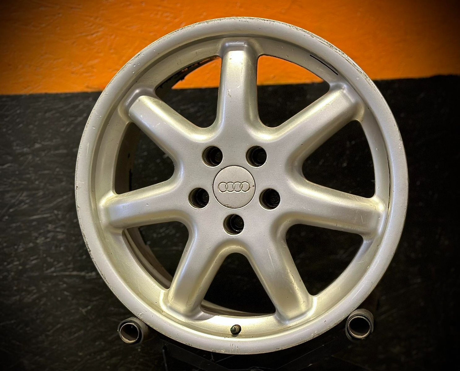 valuveljed Audi Ronal