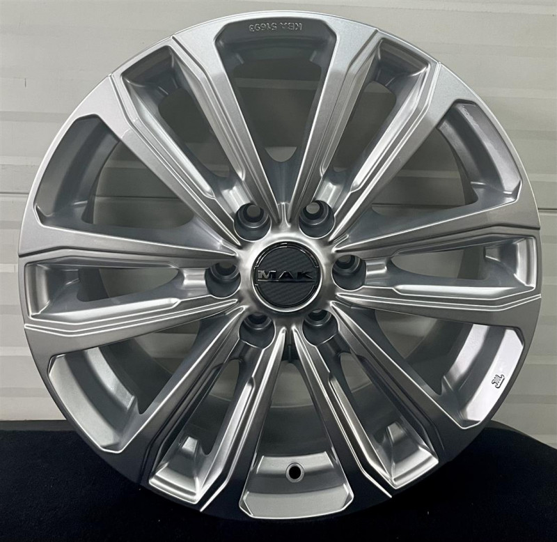 valuveljed MAK Nissan