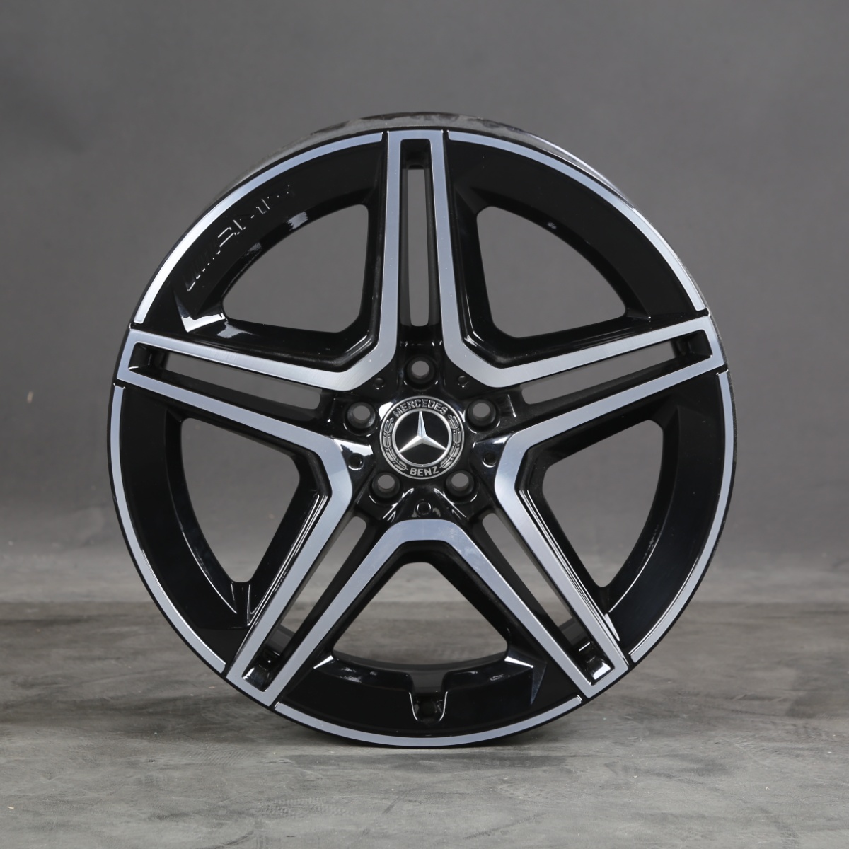 valuveljed Mercedes-Benz A1674013300 (GLE V167/GLE Coupe C167)