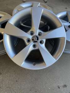 aluvanteet Skoda Originaal